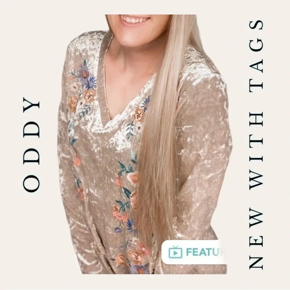 1279. Oddy LONG SLEEVE CRUSHED VELVET EMBROIDERED FLORAL TOP BEIGE SIZE SMALL‎